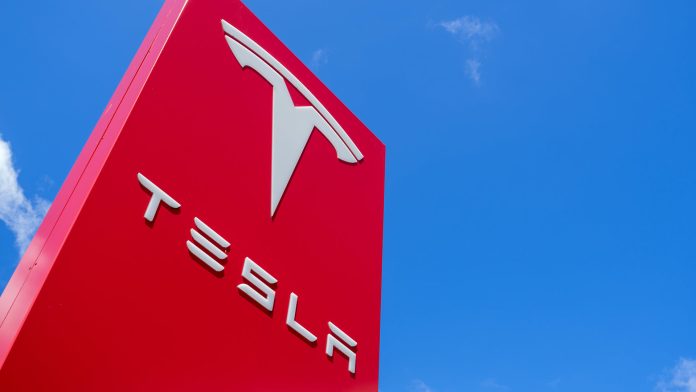 Tesla Battery Day: Musk Could Present Bigger Cells, Dry Electrodes
